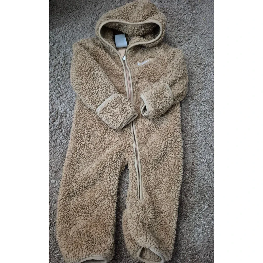 Nike sherpa bunting size 9 months winter